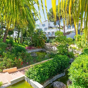 Elviria Playa White Pearl Apartment Marbella